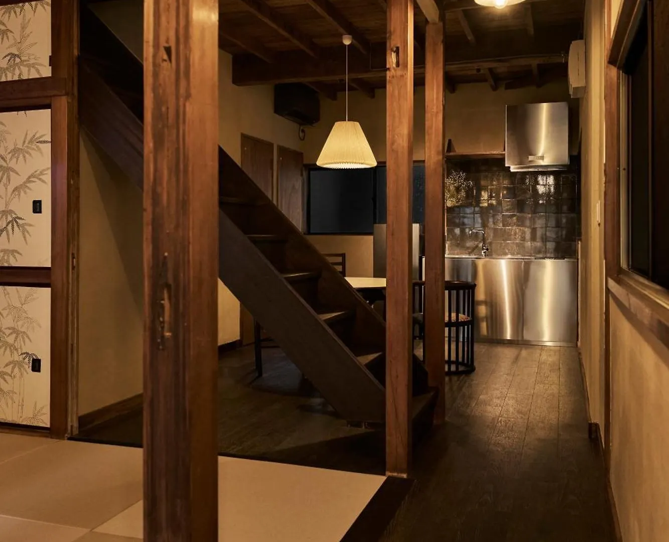 Rojiura Apartment Tokyo